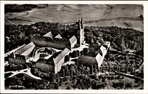 Ak Bad Staffelstein am Main Oberfranken, Schloss Banz, Fliegeraufnahme