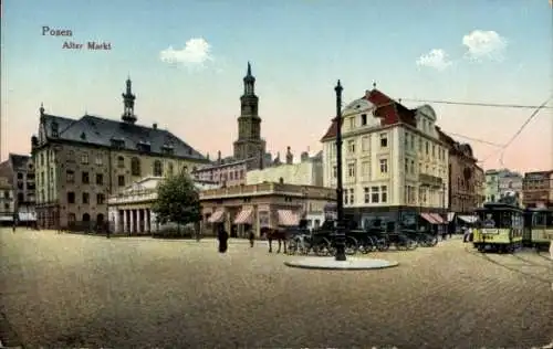 Ak Poznań Posen, Blick über den alten Markt, Kirchturm, Kutschen, Straßenbahnen