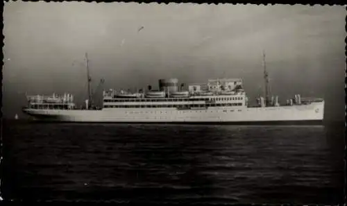 Ak Burgos Kastilien und León, weißes Schiff auf dem Meer