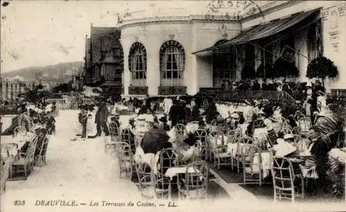 CPA Deauville La Plage Fleurie Calvados, Terrasses du Casino