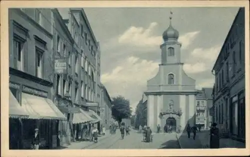 Ak Jelenia Góra Hirschberg Riesengebirge Schlesien, Bahnhofstraße, Marienkirchlein, Geschäfte