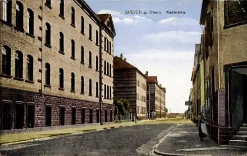 Ak Speyer am Rhein, Kasernen, Straßenansicht , Frau
