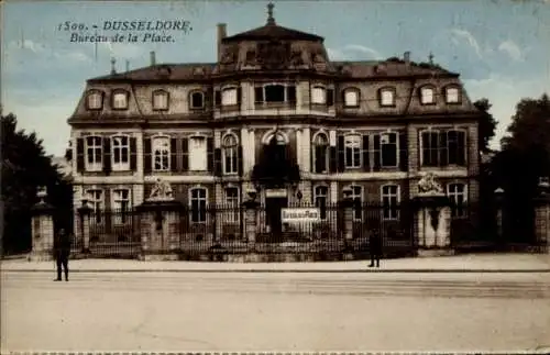 Ak Düsseldorf am Rhein, Bureau de la Place