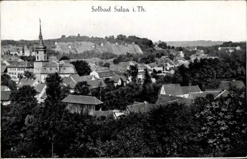 Ak Bad Sulza in Thüringen, Stadtansicht mit Kirche, Häusern, bewaldeten Hügeln