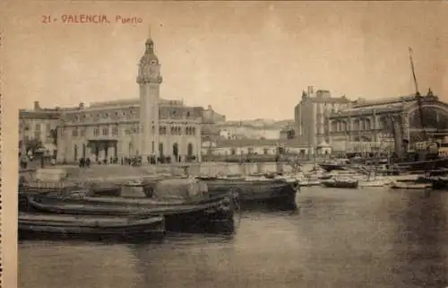 Ak Valencia Stadt Spanien, Hafen von  historische Gebäude, Boote im Wasser