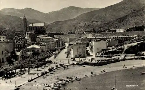 PC Portbou Port Bou Catalonia, Playa y Paseo