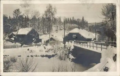 Foto Ak Norwegen, Häuser im Schnee