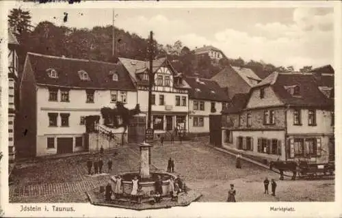 Ak Idstein im Taunus Hessen, Partie am Marktplatz, Brunnen