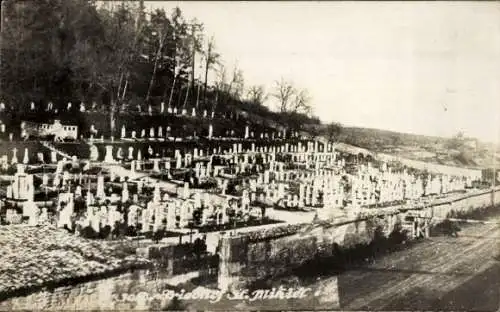 Foto Ak St. Mihiel Meuse, Soldatenfriedhof, 1. WK