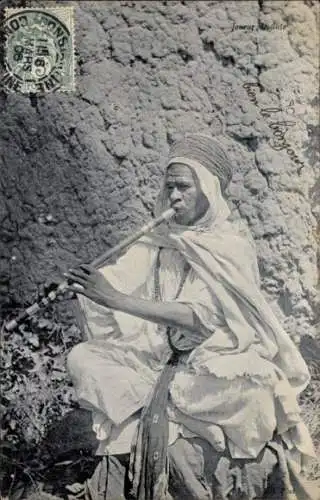Ak Maghreb, Mann spielt Musikinstrument, Arabische Tracht