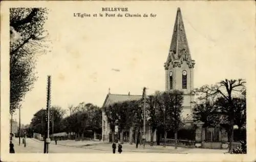 Ak Bellevue Hauts de Seine, L´Église et le Pont du Chemin de Fer