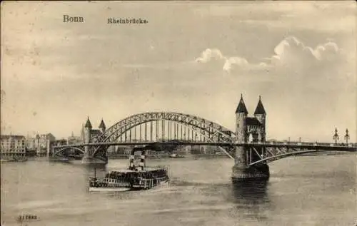 Ak Bonn am Rhein, Rheinbrücke, Flussboot, historische Architektur, schöne Wolken