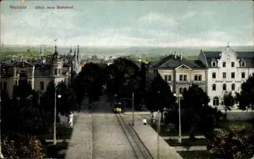 Ak Weimar in Thüringen, Blick vom Bahnhof auf Straße und Hotel Kaiserin Augusta