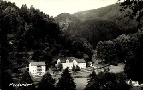 Ak Porschdorf Bad Schandau Sächsische Schweiz, Landschaft mit Häusern, umgeben von Wäldern, Be...
