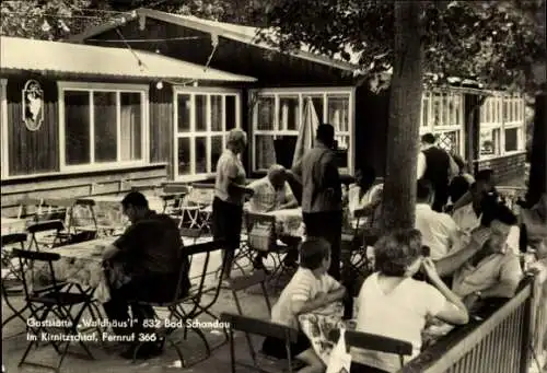 Ak Bad Schandau Sächsische Schweiz, Gaststätte Waldhäus'!, Terrasse, Gäste, Bäume, Tischgedeck...