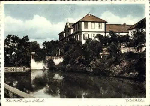Ak Hammelburg in Unterfranken Bayern, Rotes Schloss, idyllischer Ort, ruhige Wasserfläche, grü...