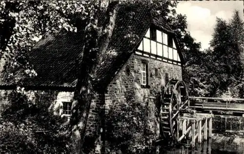 Ak Lemgo in Lippe, Wassermühle mit Wasserrad, historische Architektur, Natur