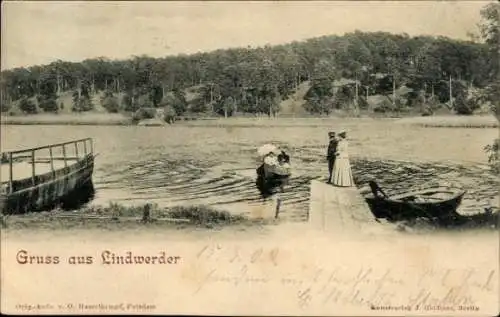 Ak Berlin Zehlendorf Nikolassee, Insel Lindwerder, Havel, Bild von See mit zwei Personen, Boot...