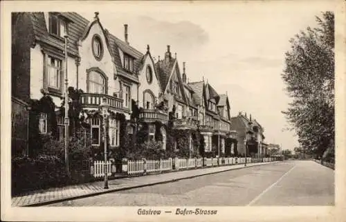 Ak Güstrow in Mecklenburg, Hafenstraße