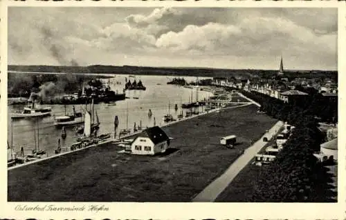 Ak Ostseebad Travemünde Lübeck, Gesamtansicht, Hafen