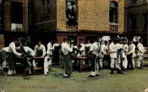 Ak Deutsche Soldaten beim Waschen, Kaiserzeit