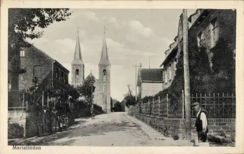 Ak Marialinden Overath im Bergischen Land, Straßenpartie, Kirche