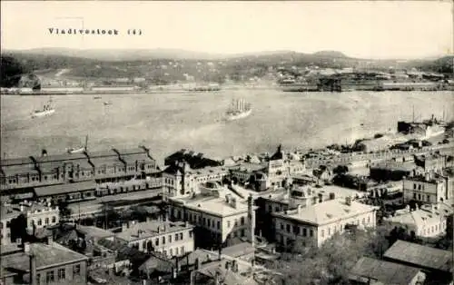 Ak Wladiwostok Russland, Luftbild der Stadt, Hafen