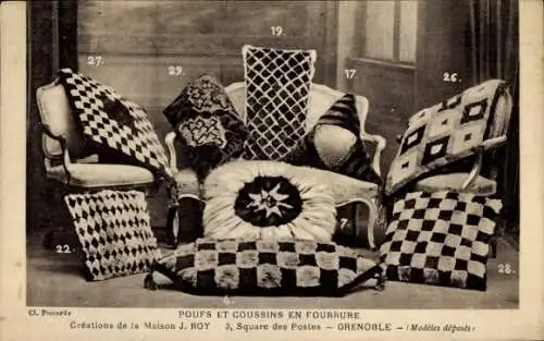 CPA Reklame, Poufs et Coussins en Fourrure, Creations de la Maison J. Roy