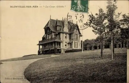 CPA Blonville sur Mer Calvados, Cour Gilette