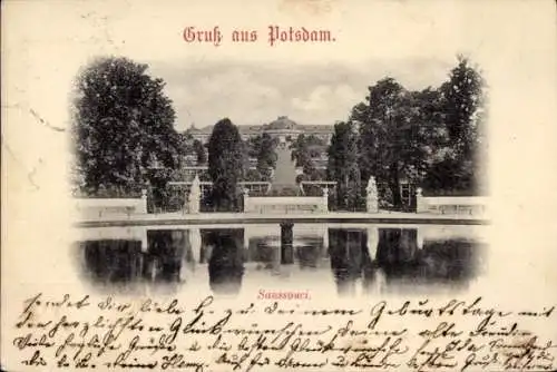 Ak Potsdam Sanssouci, Postkarte aus  Sanssouci, Gartenansicht, ruhige Gewässer, historische Ar...