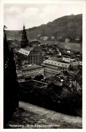 Ak Heidelberg am Neckar,  Blick auf die Heiliggeistkirche, Stadtansicht, schwarz-weiß