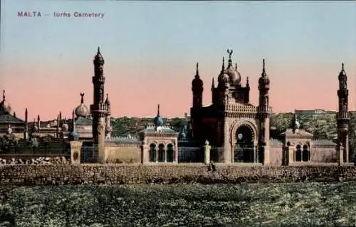 Ak Malta, Luhrs Cemetery