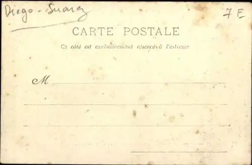 Ak Diego Suarez Madagaskar, Vue d'Antsirane, Place de la Douane