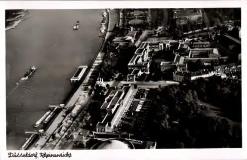 Ak Düsseldorf am Rhein, Fliegeraufnahme, Rheinansicht