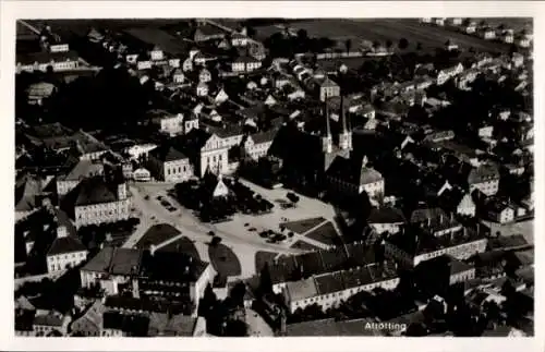 Ak Altötting in Oberbayern, Altötting vom Flugzeug aus