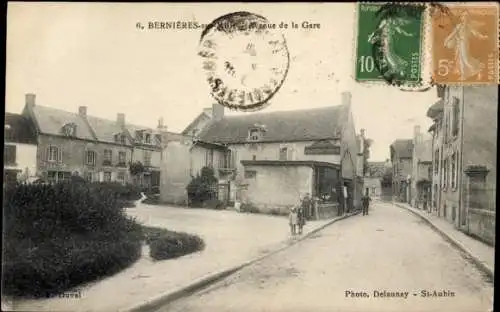 CPA Bernières sur Mer Calvados, Avenue de la Gare