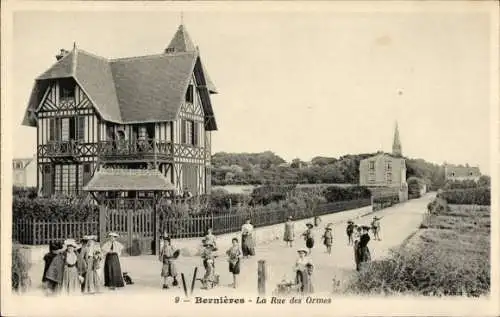 Ak Bernières sur Mer Calvados, La Rue des Ormes