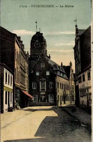 Ak Euskirchen Nordrhein Westfalen,  Rathaus, Straße, historische Architektur, Tageslicht