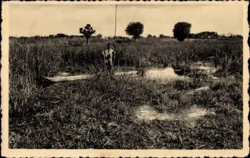 CPA RD Congo Zaïre, En pirogue dans les lotus de la Kafwira