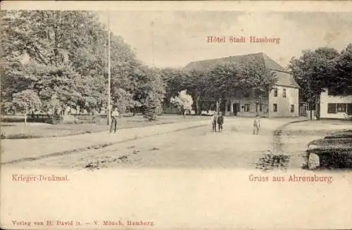 Ak Ahrensburg in Holstein, Kriegerdenkmal, Hotel Stadt Hamburg
