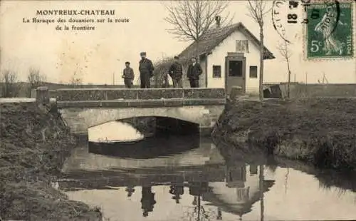CPA Montreux Château Territoire de Belfort, La Baraque des douaniers sur la route de la frontière