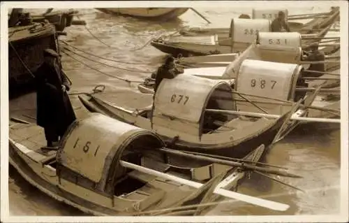 Foto Ak Shanghai China, nummerierte Boote
