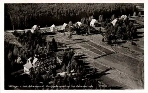 Ak Villingen im Schwarzwald, Kneipp-Sanatorium, Germanstraße, Fliegeraufnahme