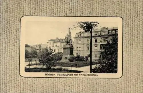 Passepartout Ak Weimar in Thüringen, Watzdorfplatz, Kriegerdenkmal