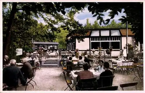 Ak Dresden Nordost Weißer Hirsch, Blick in das Cafe Faust, Terrasse