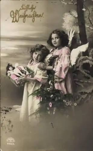 Ak Glückwunsch Weihnachten, Engel, Puppe, Tannenbaum