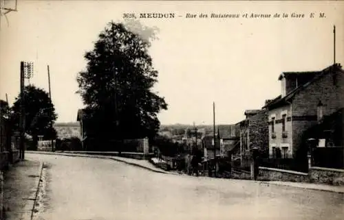 Ak Meudon Hauts de Seine, Rue des Ruisseaux, Avenue de la Gare