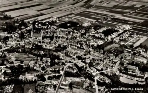 Ak Gundelfingen an der Donau Schwaben, Fliegeraufnahme
