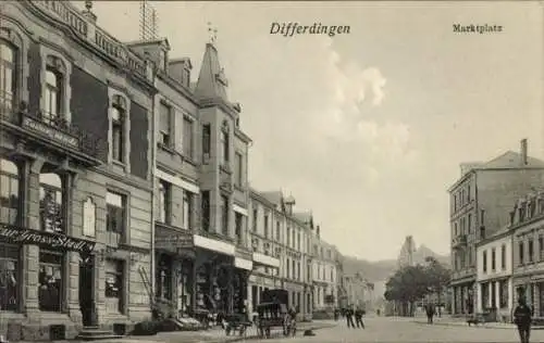 Ak Differdange Differdingen Luxembourg, Marktplatz