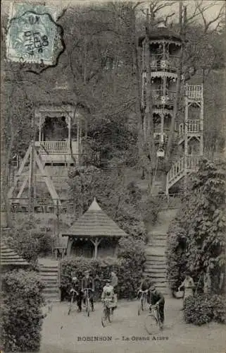 Ak Robinson, Le Grand Arbre